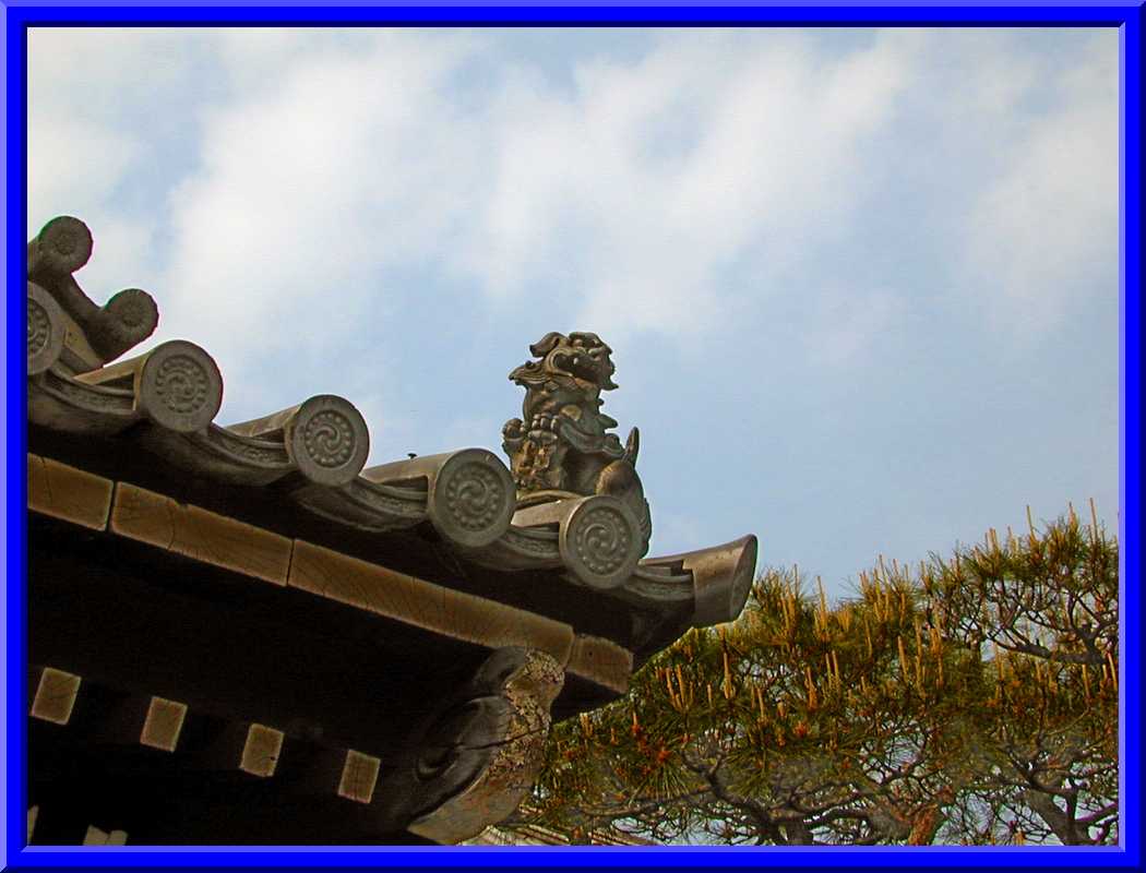 Temple detail